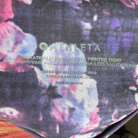 Athleta Salutation Stash Pocket II Printed Tight Purple Floral S - Picture 6 of 7